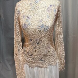 Vintage Lace Long Sleeve Top
